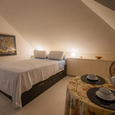 Attico Palazzo Giustiniani 3*