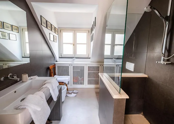 Attico Palazzo Giustiniani 3* Janov
